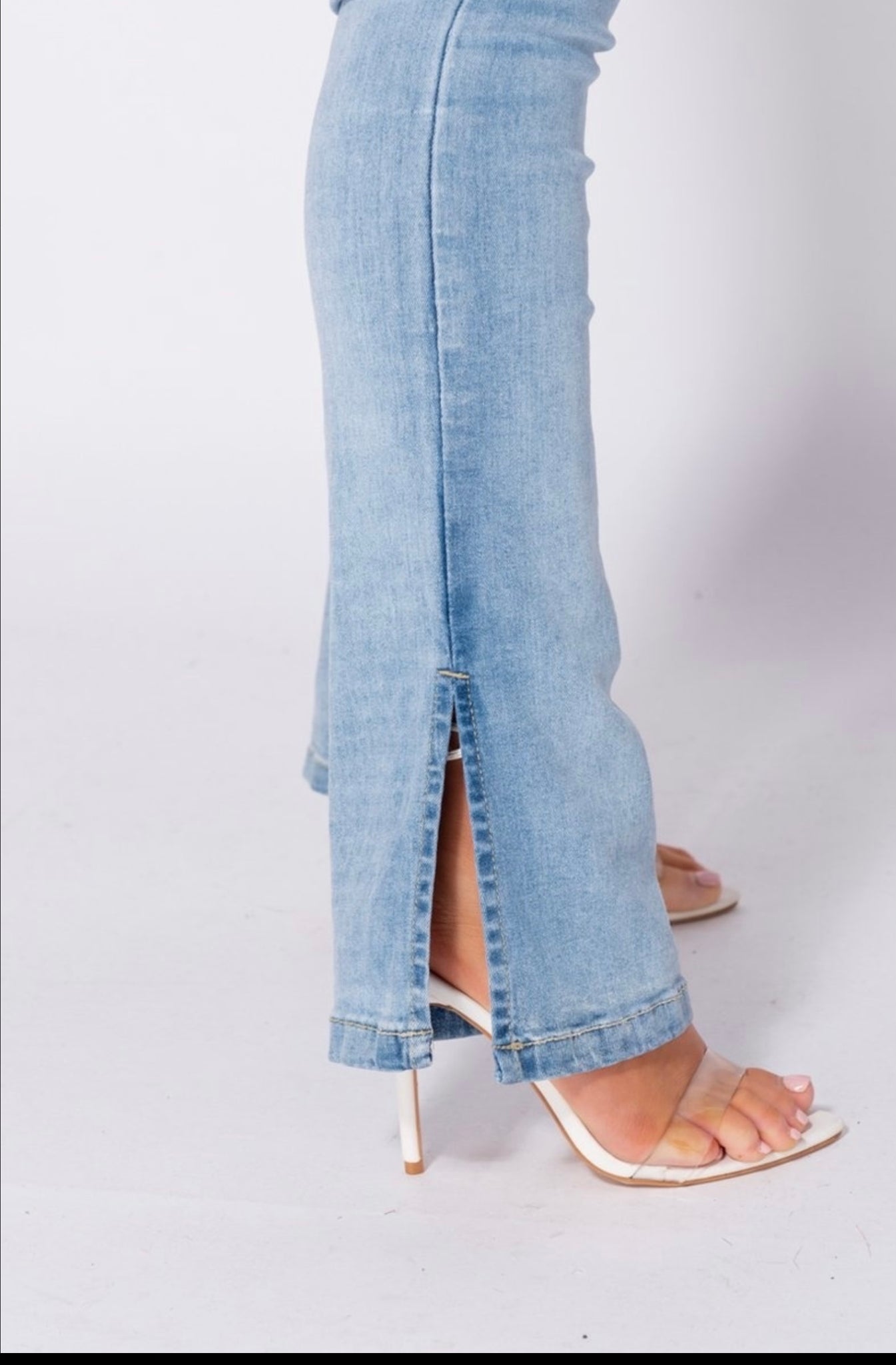 Serena Slit Hem Jeans